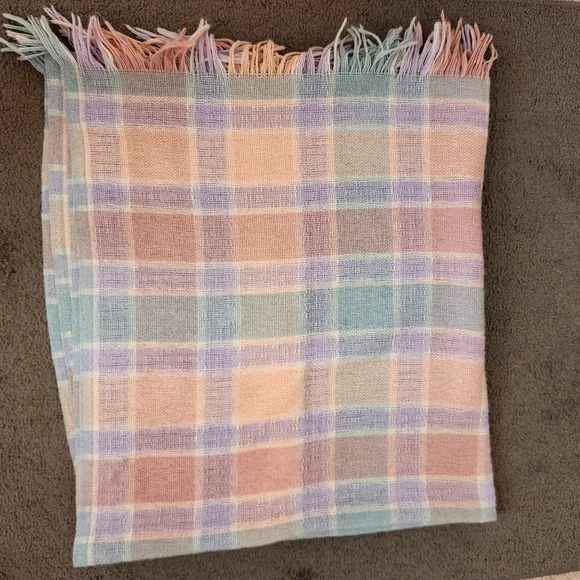 Vintage FARIBO Blanket Throw Woven Wool Blend Pink Blue Plaid Made USA 50 x 50 - Picture 7 of 8